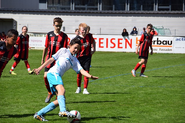 想像阿汤哥那样跳伞？在重庆也可以.